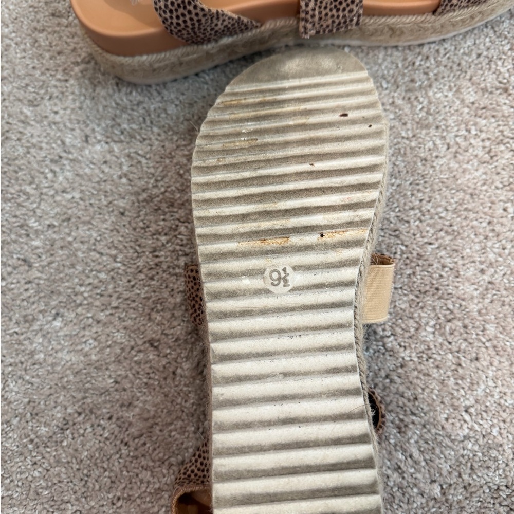 Target Leopard Print Platform Sandals - Picture 4 of 5